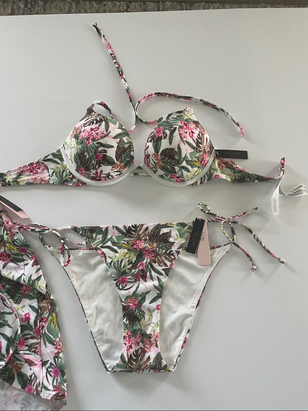 Victoria's Secret Bombshell Floral Pink Green White Bikini Set with Sarong - Picture 3 of 7